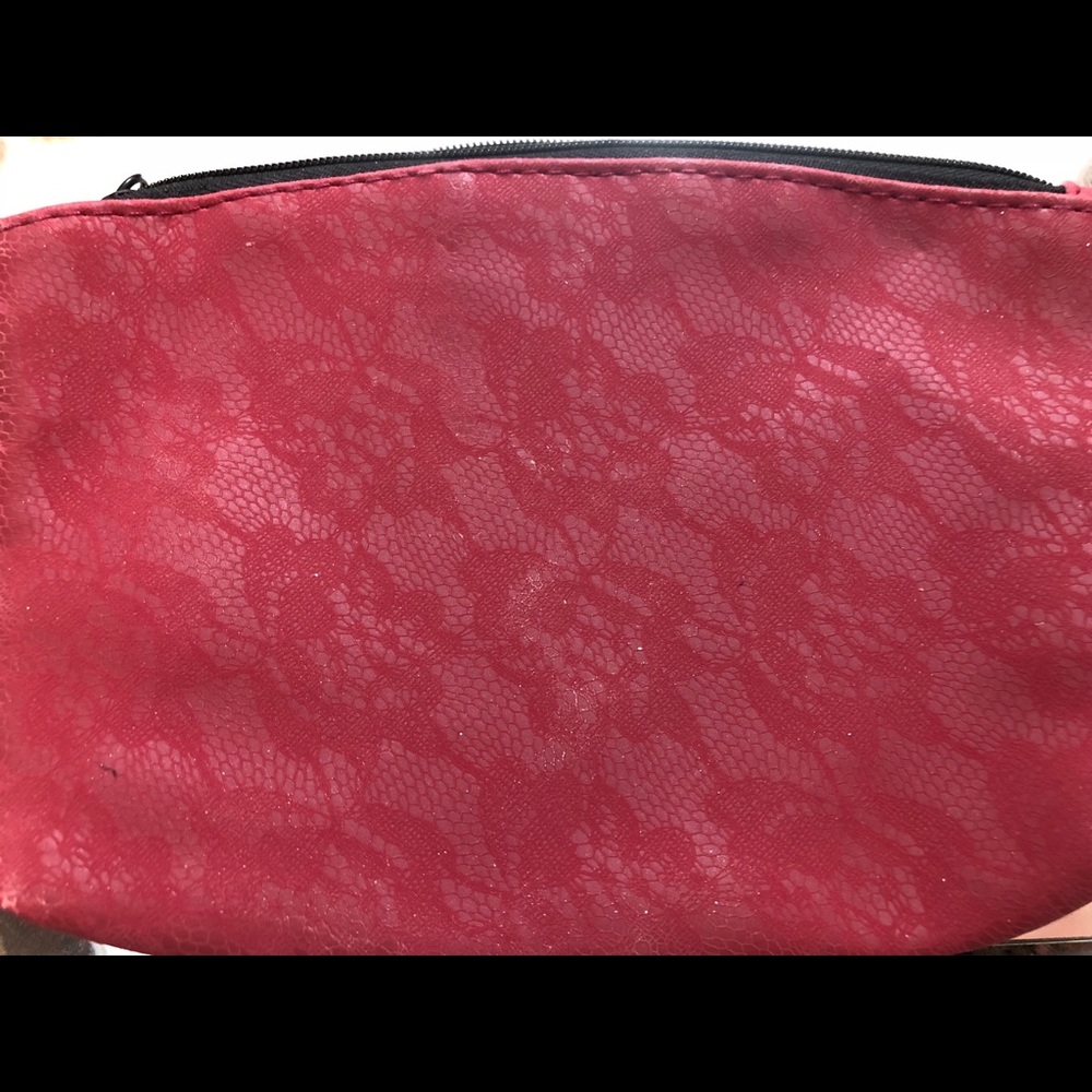 Ipsy bag - Picture 2 of 4